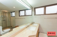 泰国曼谷通罗Thong Lor超大高层豪宅：The Habitat